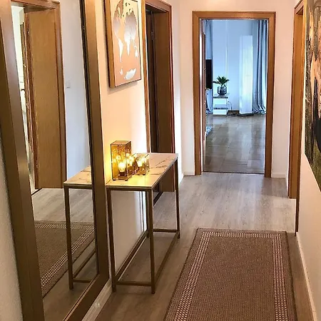 Grosse Helle Mit 130 Qm Apartment
