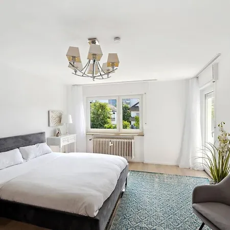 Apartment Grosse Helle Mit 130 Qm Karlsruhe